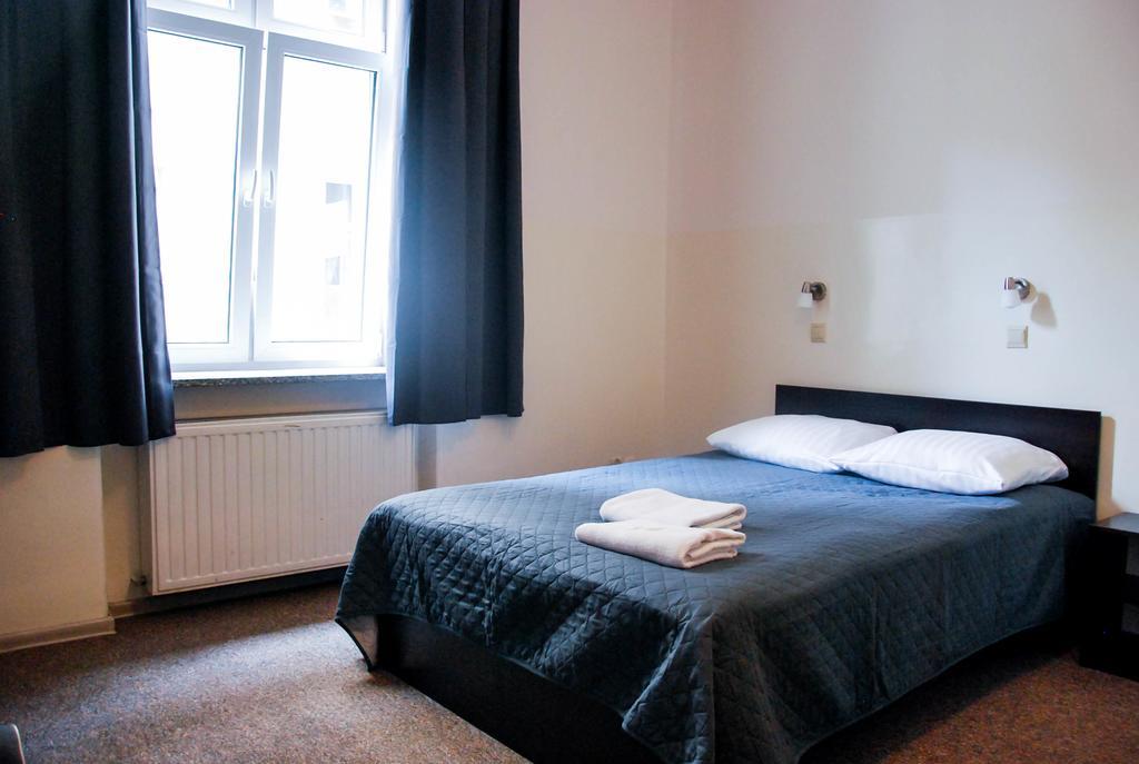 Peregrinus Rooms & Apartments Краков Экстерьер фото